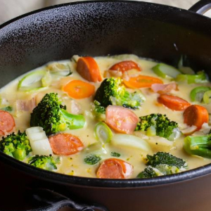 SAUSAGE BROCCOLI CHOWDER